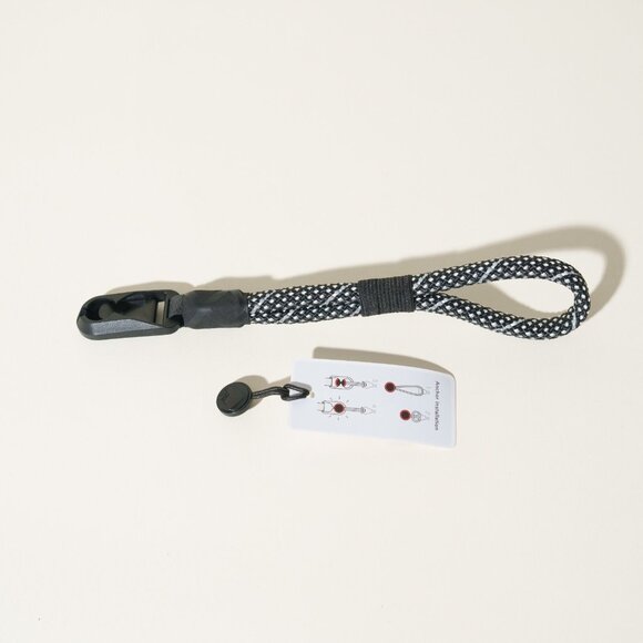 CHECKMATE CAMERA WRIST STRAP v3 Black & White w/ Peak Design Anchor & Carabiner - Picture 3 of 9
